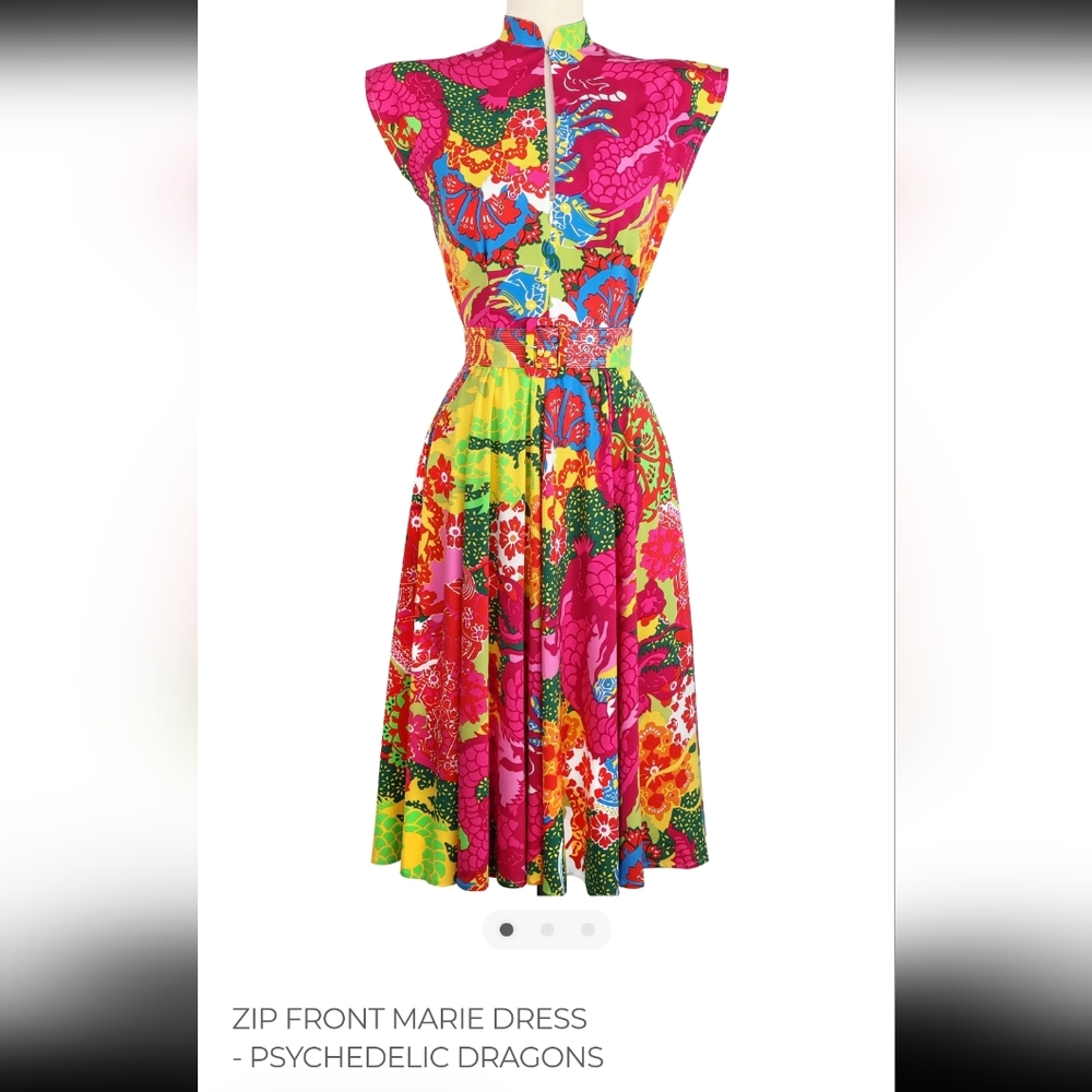 ISO 12/14? Zip Front Marie Trashy Diva